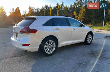 Позашляховик / Кросовер Toyota Venza 2013 в Києві