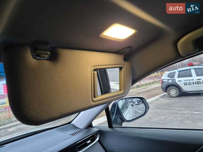 Позашляховик / Кросовер Toyota Venza 2020 в Харкові