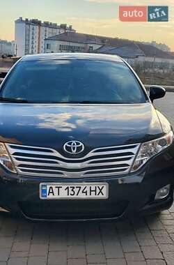 Позашляховик / Кросовер Toyota Venza 2011 в Івано-Франківську