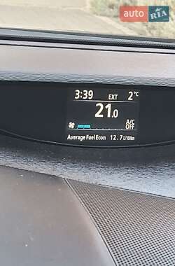 Позашляховик / Кросовер Toyota Venza 2011 в Івано-Франківську