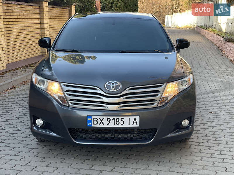 Позашляховик / Кросовер Toyota Venza 2010 в Кам'янець-Подільському