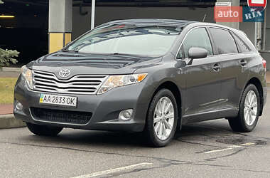 Позашляховик / Кросовер Toyota Venza 2011 в Києві