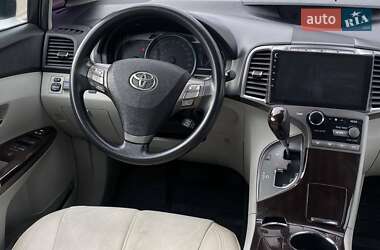 Позашляховик / Кросовер Toyota Venza 2012 в Миколаєві