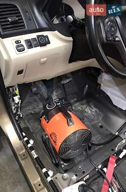 Внедорожник / Кроссовер Toyota Venza 2013 в Одессе