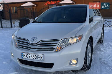 Позашляховик / Кросовер Toyota Venza 2011 в Сарнах