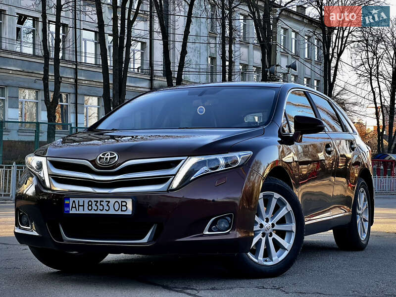 Внедорожник / Кроссовер Toyota Venza 2014 в Киеве