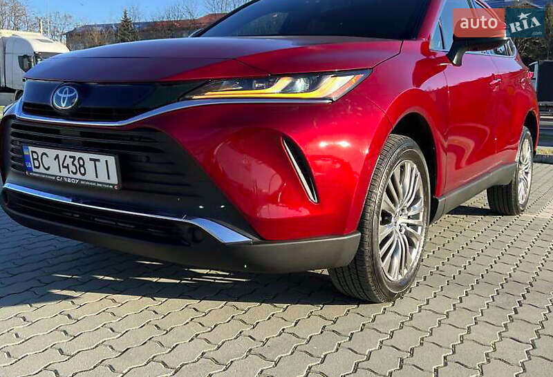 Позашляховик / Кросовер Toyota Venza 2021 в Львові