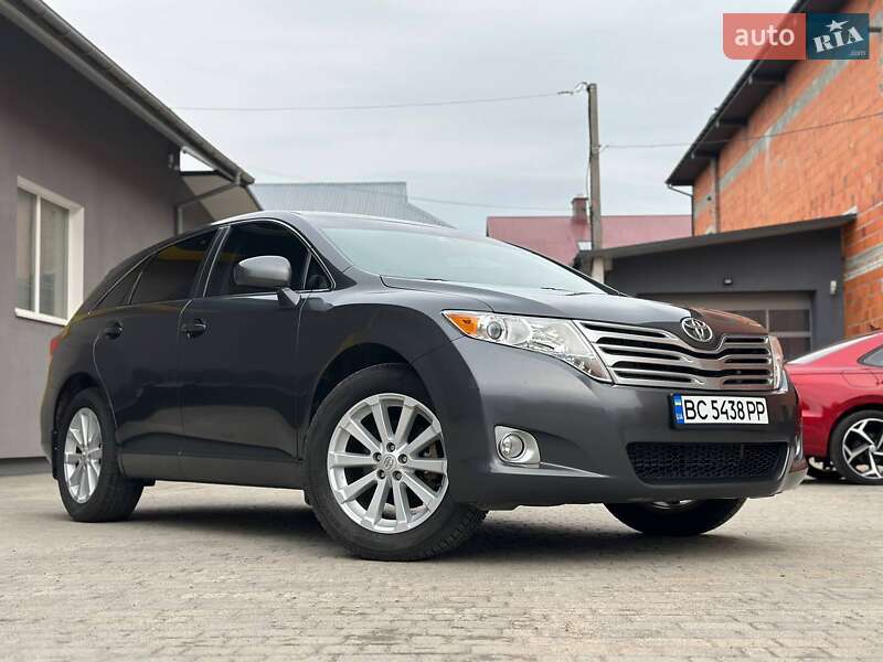 Позашляховик / Кросовер Toyota Venza 2011 в Самборі