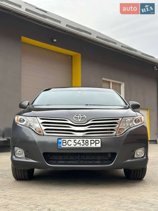 Позашляховик / Кросовер Toyota Venza 2011 в Самборі