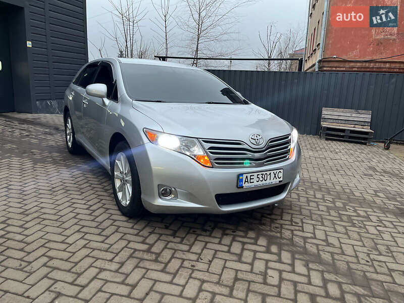 Внедорожник / Кроссовер Toyota Venza 2010 в Кривом Роге