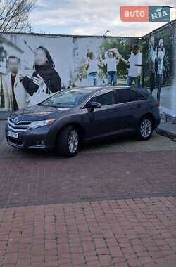 Внедорожник / Кроссовер Toyota Venza 2015 в 