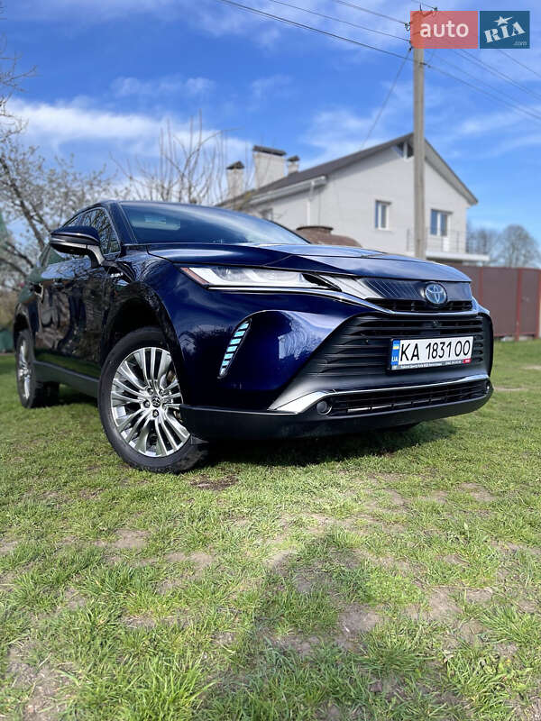 Toyota Venza 2021