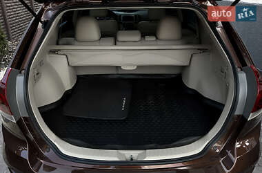 Позашляховик / Кросовер Toyota Venza 2014 в 