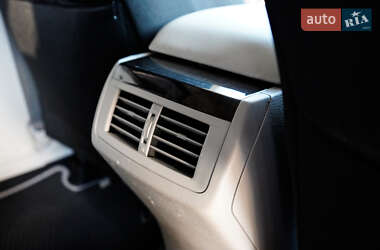 Внедорожник / Кроссовер Toyota Venza 2014 в 