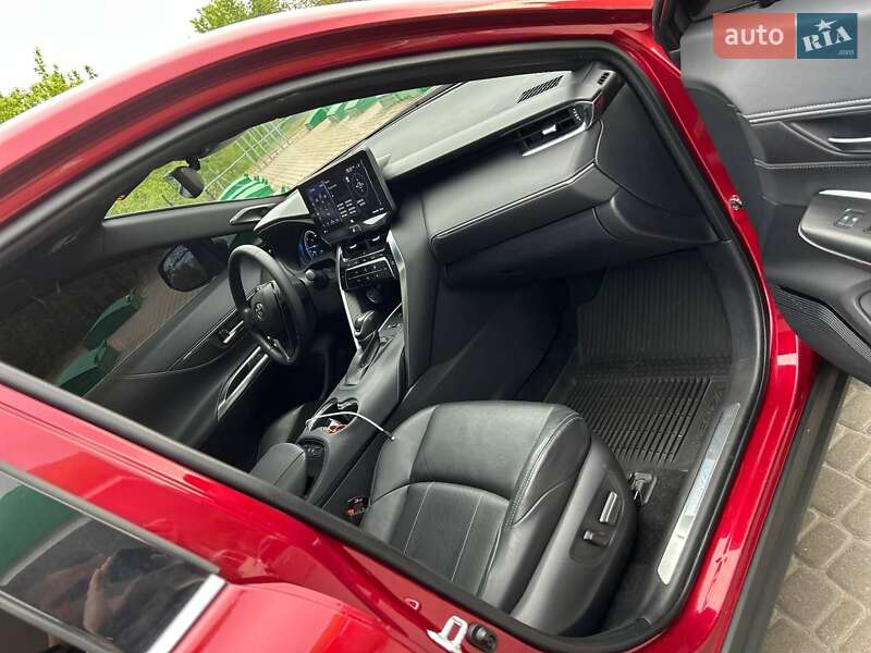 Позашляховик / Кросовер Toyota Venza 2021 в Обухові