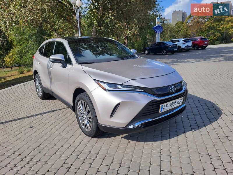 Позашляховик / Кросовер Toyota Venza 2022 в Запоріжжі