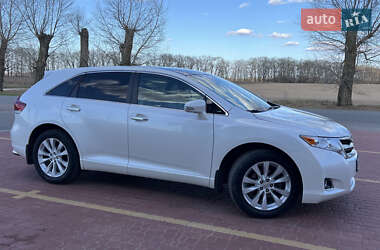 Позашляховик / Кросовер Toyota Venza 2012 в Києві
