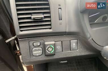 Позашляховик / Кросовер Toyota Venza 2013 в 