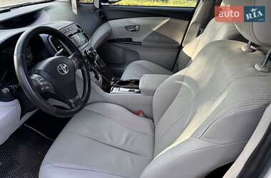 Внедорожник / Кроссовер Toyota Venza 2010 в 