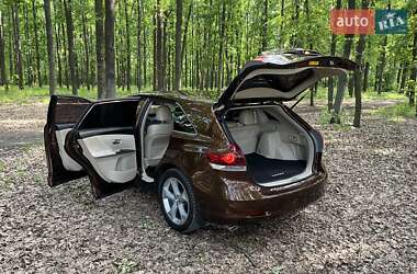 Позашляховик / Кросовер Toyota Venza 2013 в 