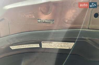 Позашляховик / Кросовер Toyota Venza 2013 в 