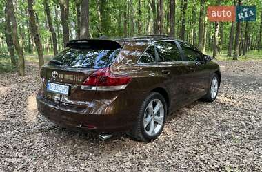 Позашляховик / Кросовер Toyota Venza 2013 в 