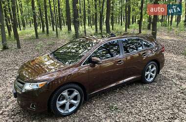 Позашляховик / Кросовер Toyota Venza 2013 в 
