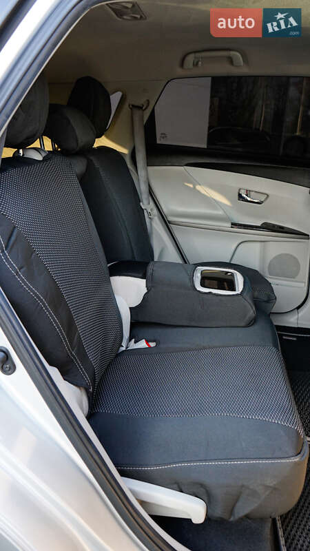 Позашляховик / Кросовер Toyota Venza 2014 в Житомирі