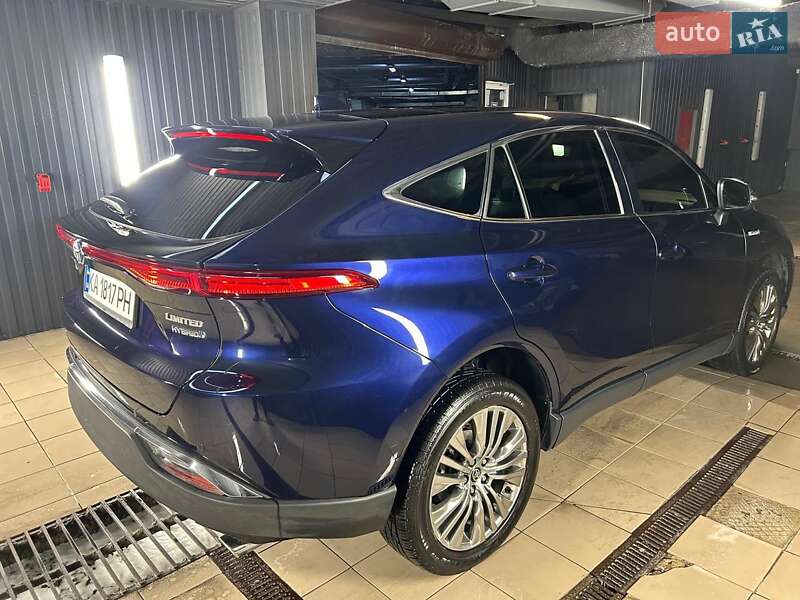 Позашляховик / Кросовер Toyota Venza 2021 в Києві