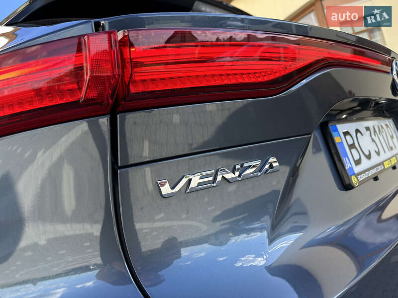 Внедорожник / Кроссовер Toyota Venza 2021 в Дрогобыче