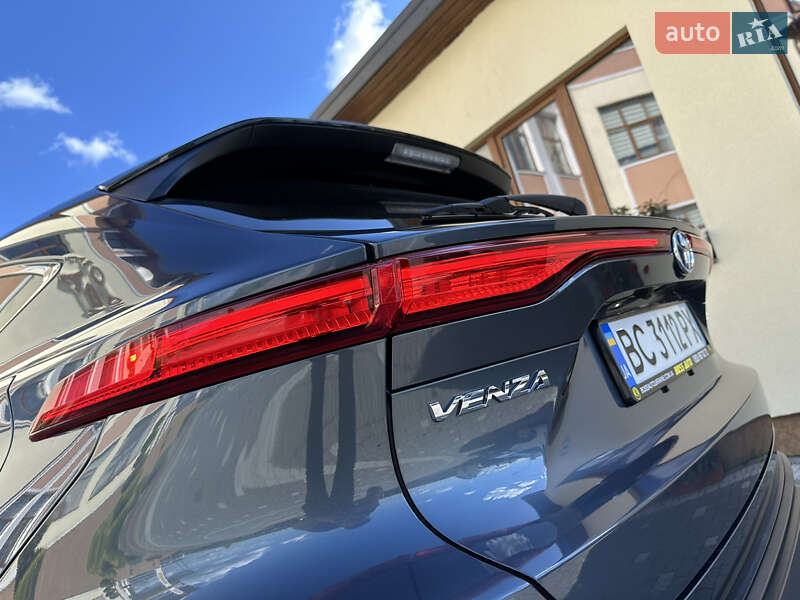Внедорожник / Кроссовер Toyota Venza 2021 в Дрогобыче