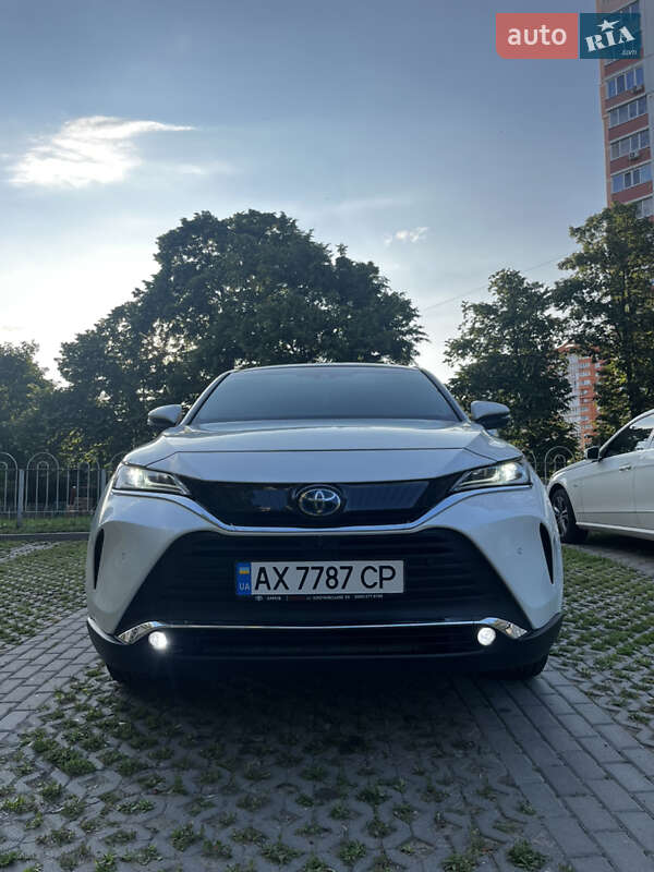 Позашляховик / Кросовер Toyota Venza 2021 в 