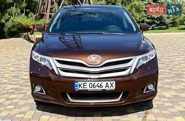 Позашляховик / Кросовер Toyota Venza 2013 в 