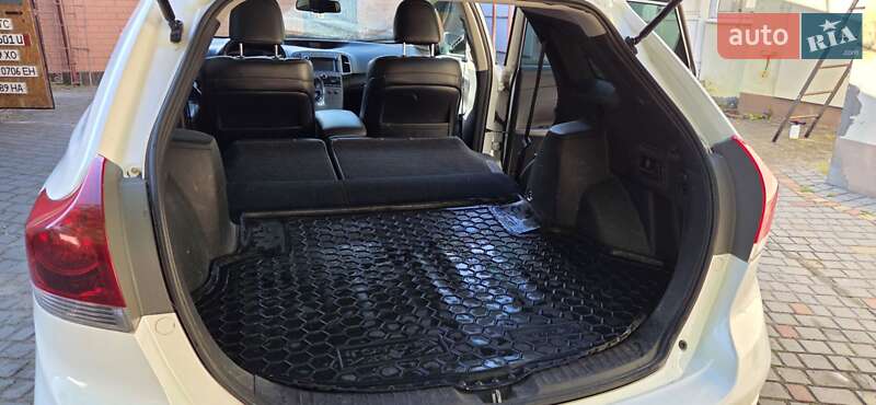 Позашляховик / Кросовер Toyota Venza 2013 в Миколаєві