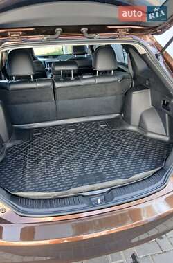 Внедорожник / Кроссовер Toyota Venza 2014 в 