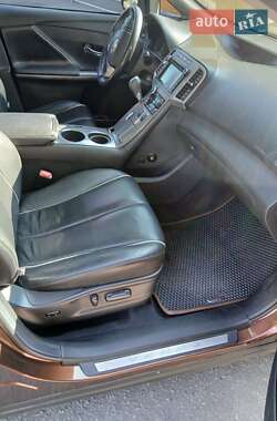 Внедорожник / Кроссовер Toyota Venza 2014 в 