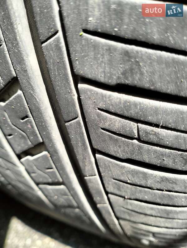 Позашляховик / Кросовер Toyota Venza 2013 в Дніпрі