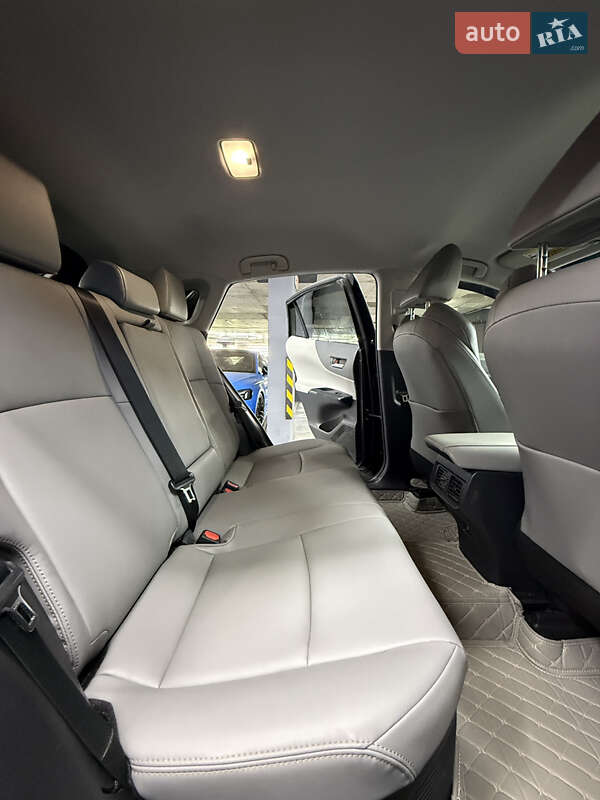Внедорожник / Кроссовер Toyota Venza 2022 в Одессе