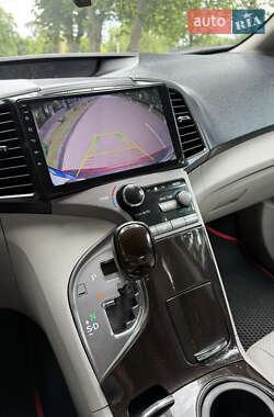 Внедорожник / Кроссовер Toyota Venza 2010 в 
