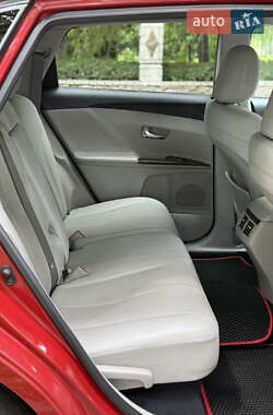 Внедорожник / Кроссовер Toyota Venza 2010 в 