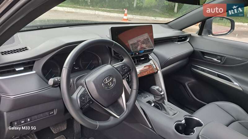 Позашляховик / Кросовер Toyota Venza 2023 в Києві