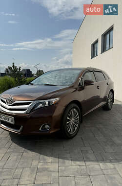 Внедорожник / Кроссовер Toyota Venza 2013 в Луцке