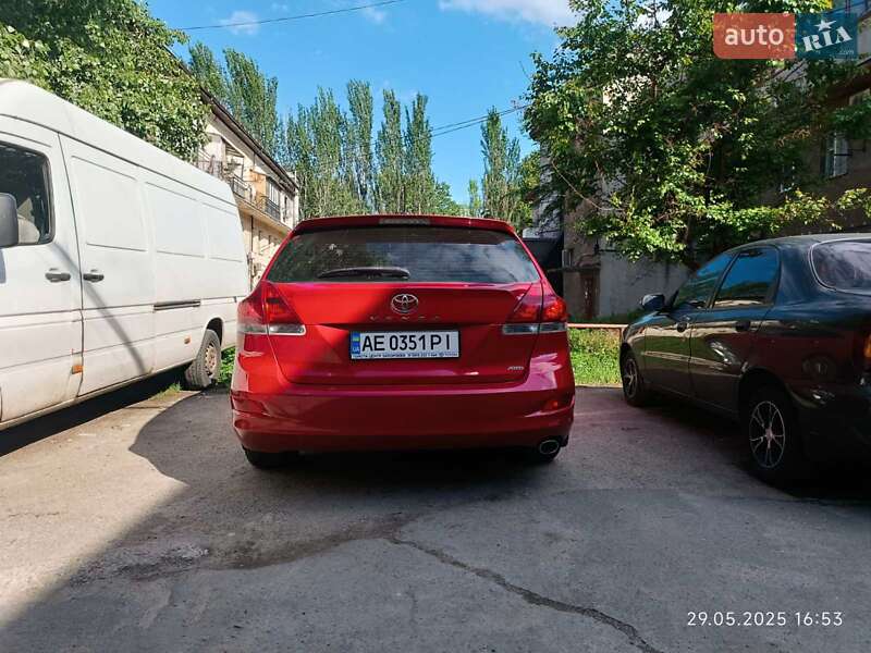 Внедорожник / Кроссовер Toyota Venza 2013 в Запорожье