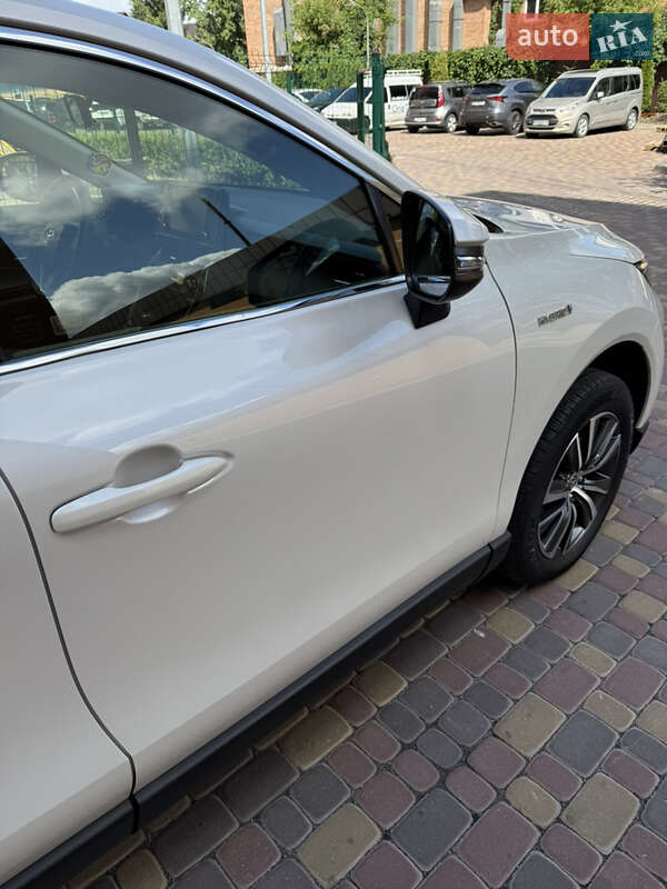 Позашляховик / Кросовер Toyota Venza 2020 в Вінниці