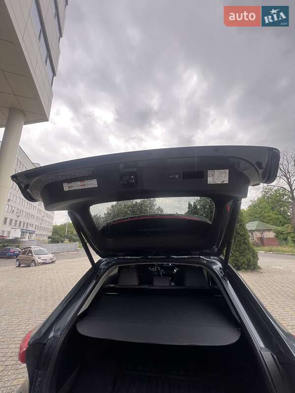 Внедорожник / Кроссовер Toyota Venza 2022 в Харькове