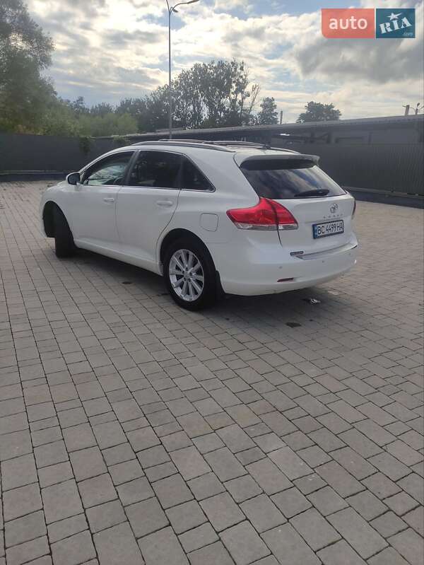 Внедорожник / Кроссовер Toyota Venza 2010 в Львове