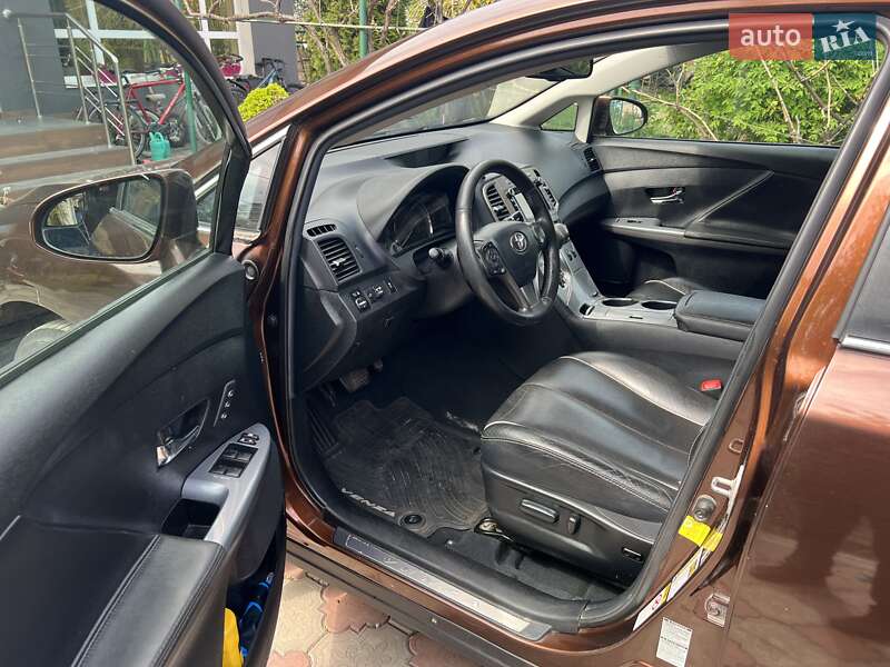 Внедорожник / Кроссовер Toyota Venza 2013 в Ровно фото 10 Внедорожник / Кроссовер Toyota Venza 2013 в Ровно