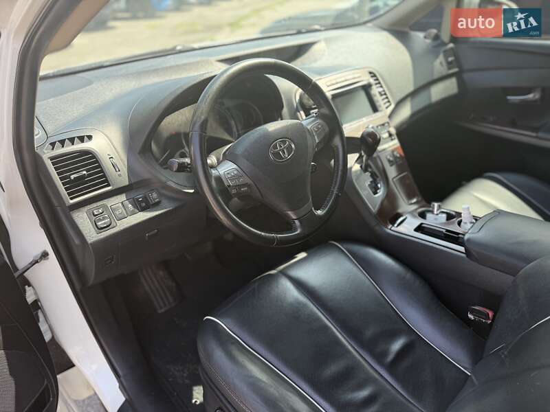 Внедорожник / Кроссовер Toyota Venza 2013 в Харькове