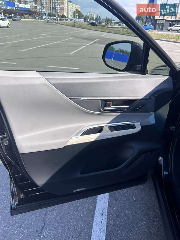 Позашляховик / Кросовер Toyota Venza 2023 в Кропивницькому