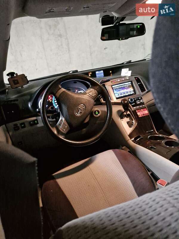 Внедорожник / Кроссовер Toyota Venza 2011 в Киеве